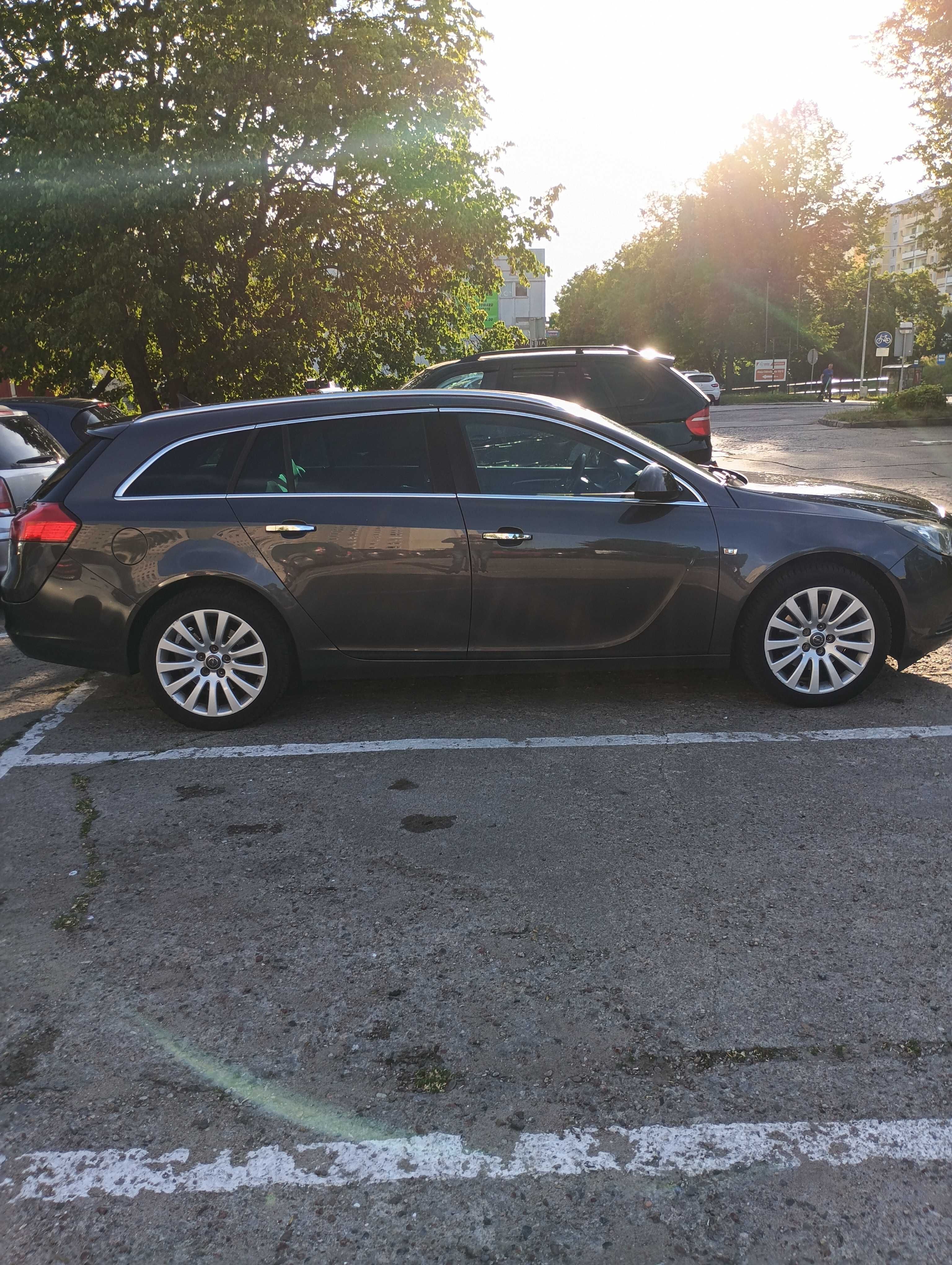 Opel Insignia 2.0 TDCi automat