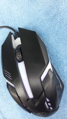 Геймерская мышь USB Zornwee GM02 Black с подсветкой Новая