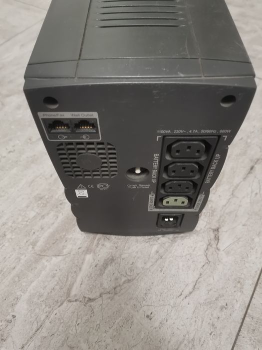 Бесперебойник ИБП APC Back UPS RS1100