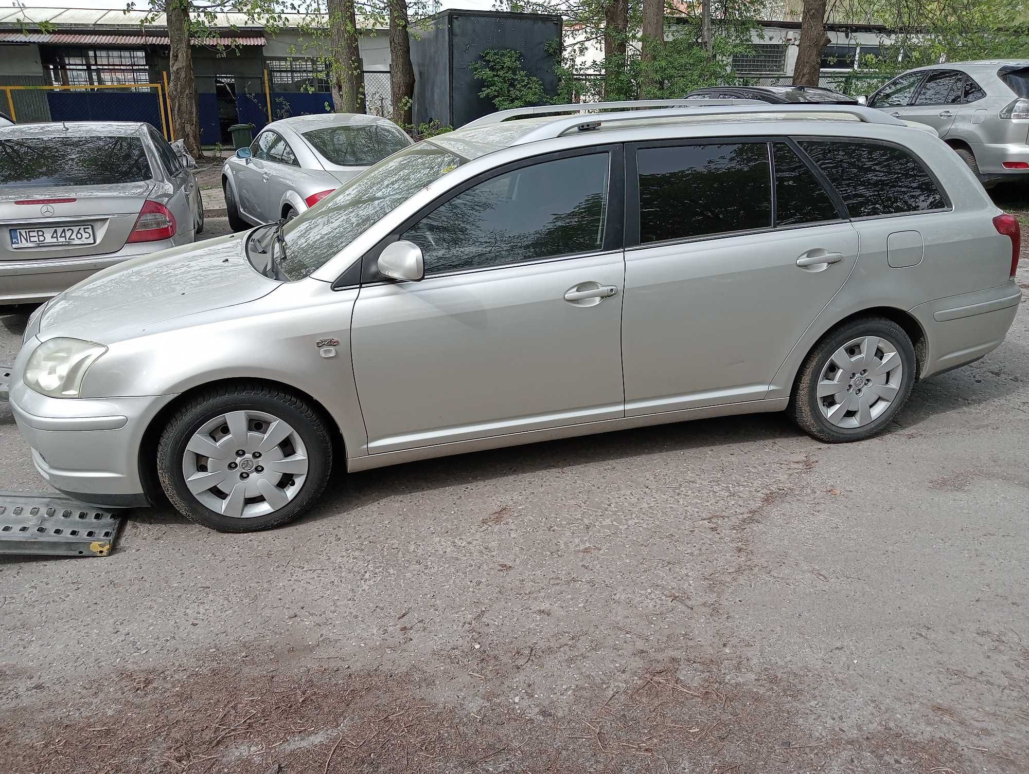 Toyota Avensis Kombi