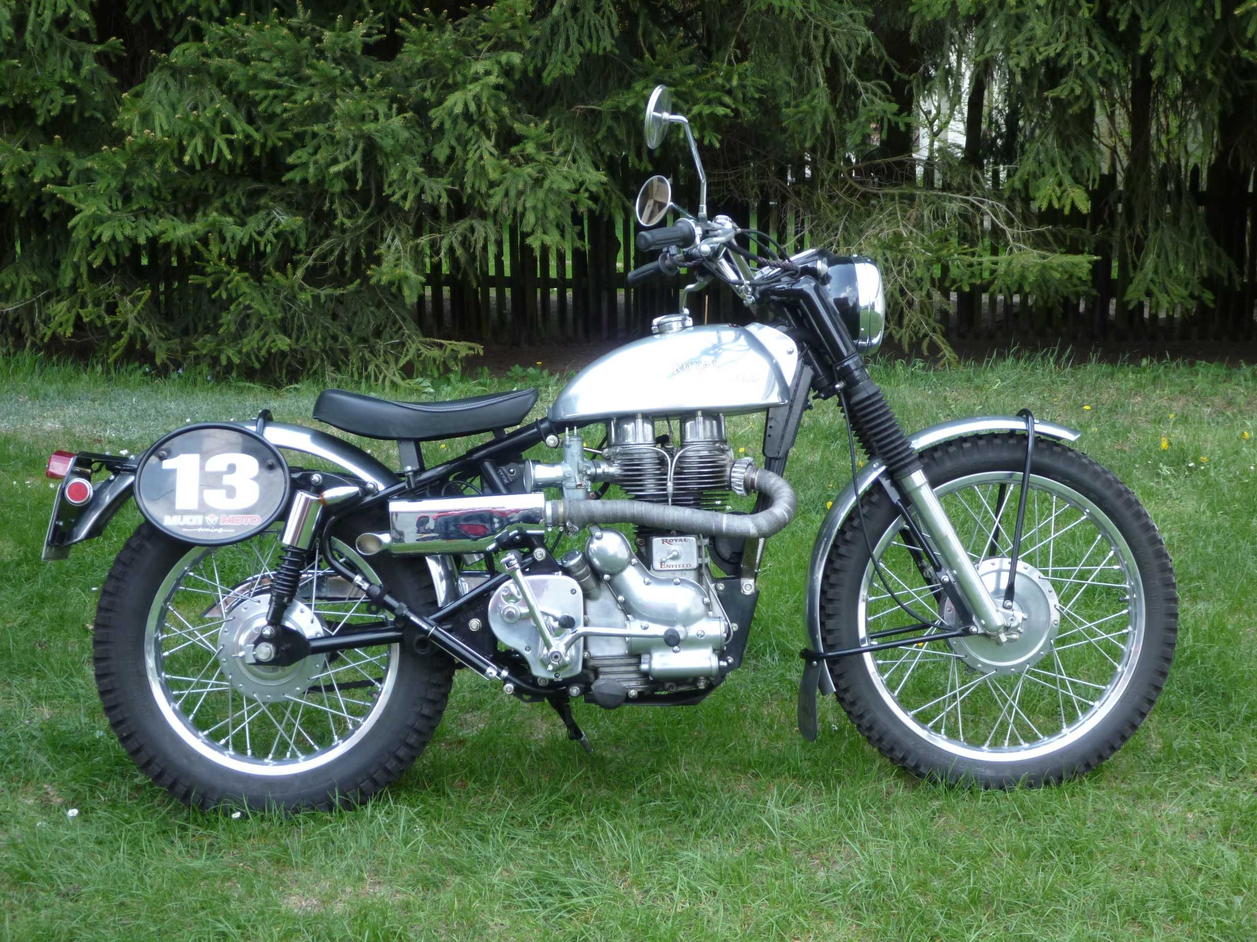 Motocykl Royal Enfield Trial