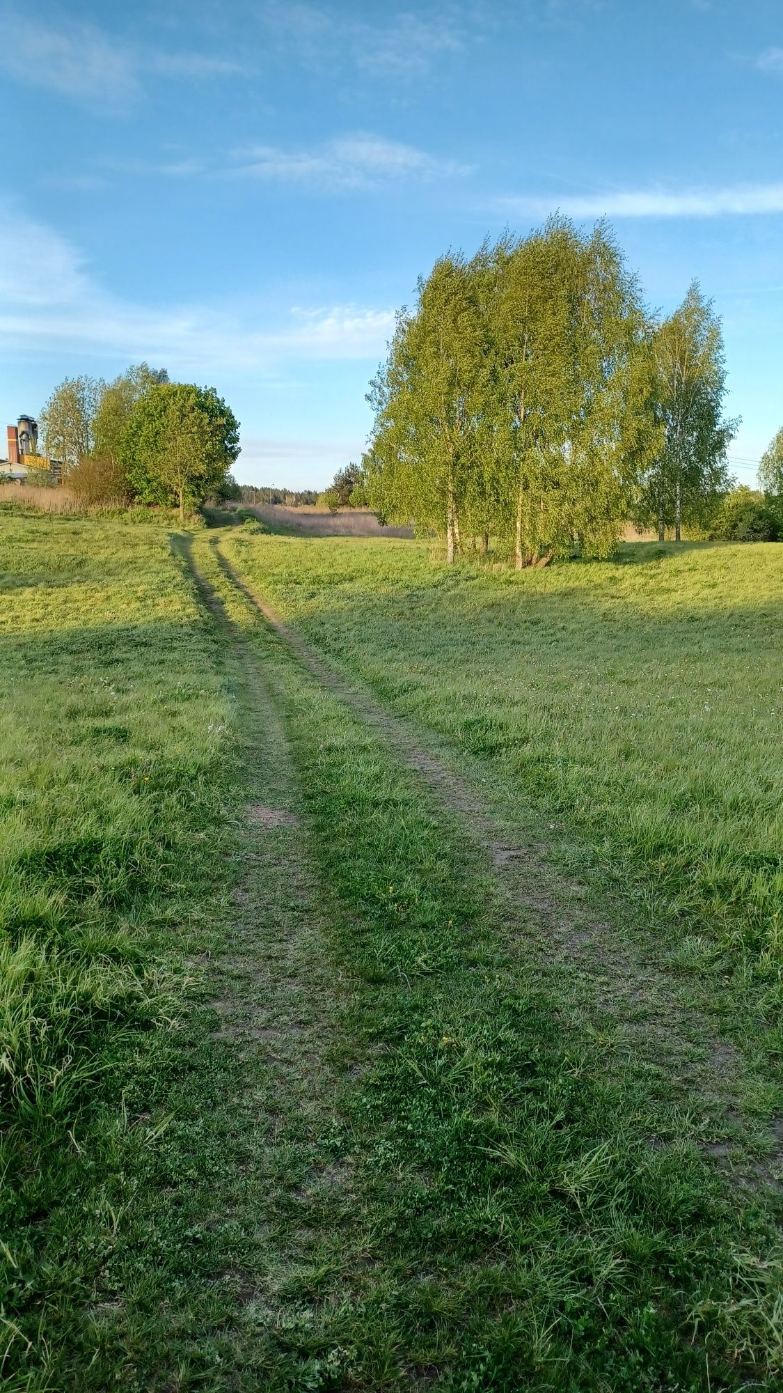 Dom pod Wierzbami ,6 osób. 2km od cent. Poza miastem