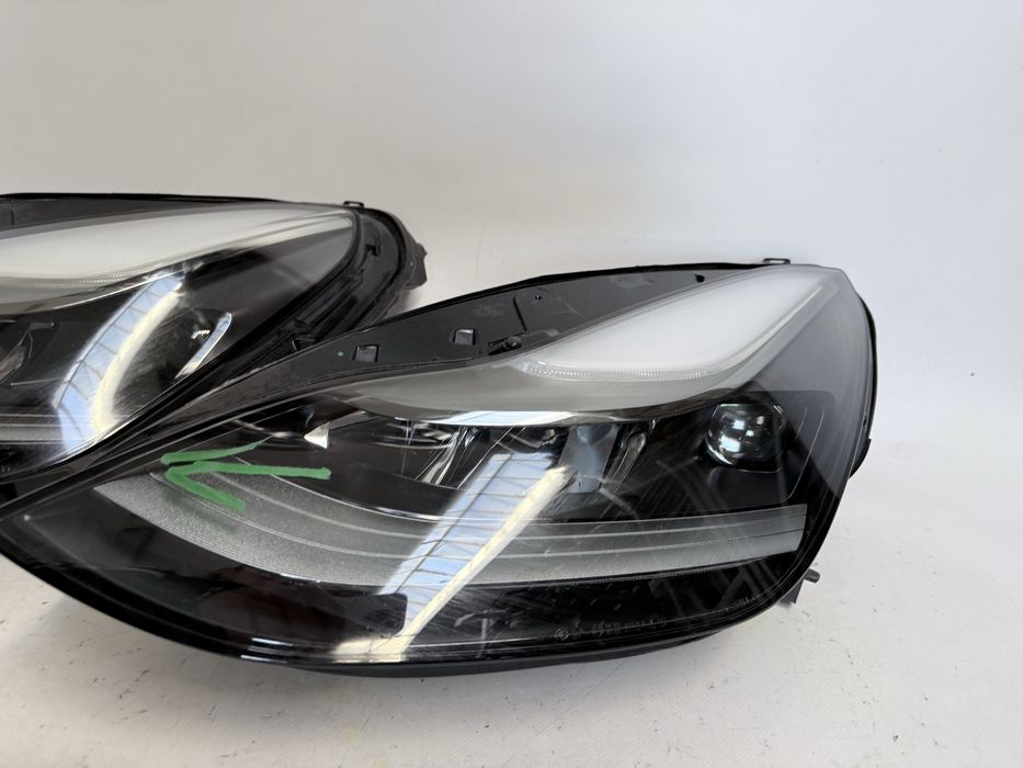 Фара левая линза Tesla Model 3