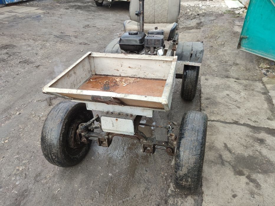 Минитрактор 7.5hp на полном ходу