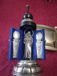 Santo António em prata em Oratório de viagem