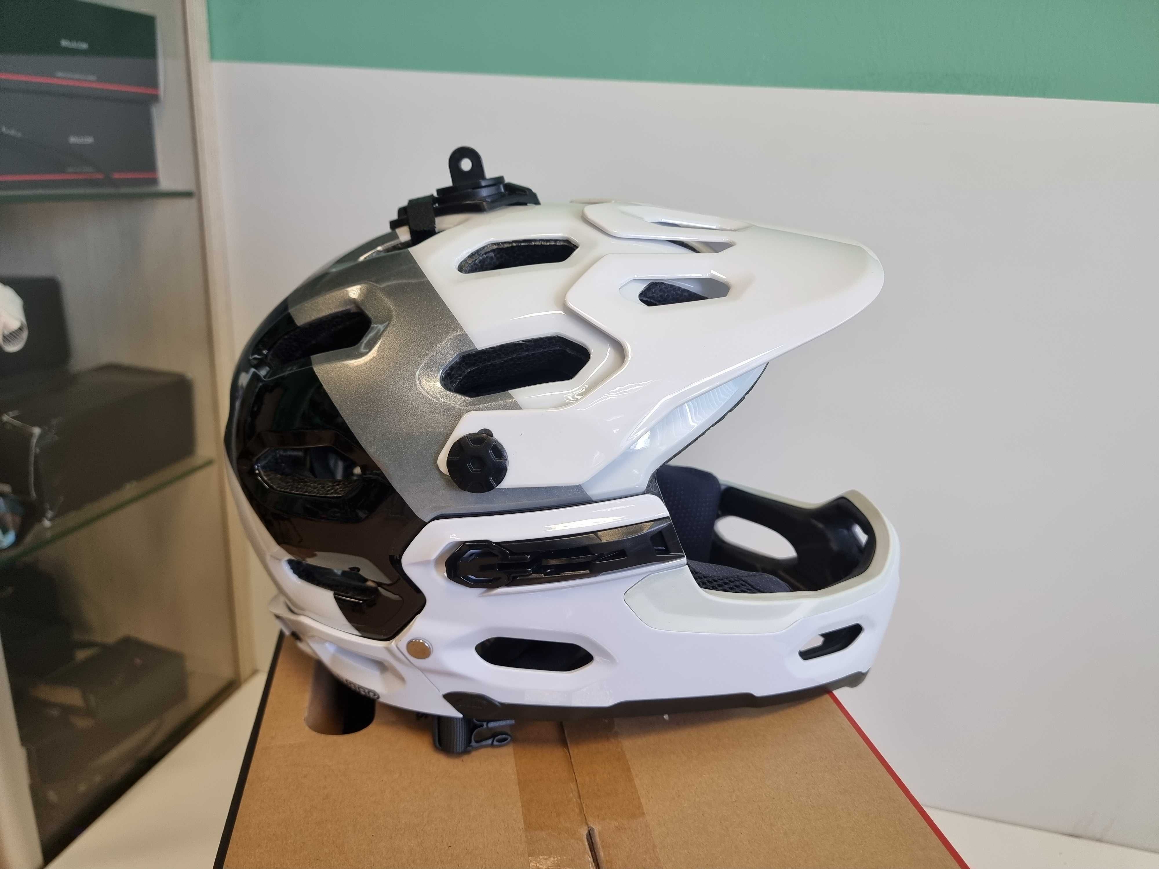 Велошолом велошлем фулфейс трансформер BMX Bell Super 3R Mips різні