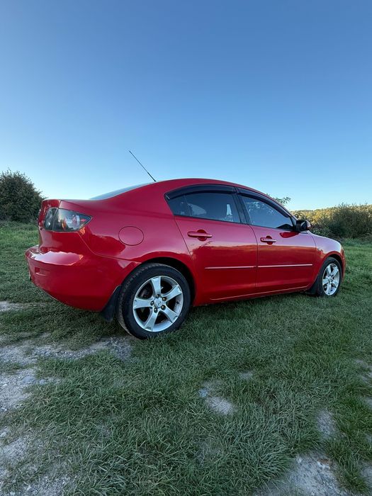 Продам автомобіль Mazda 3