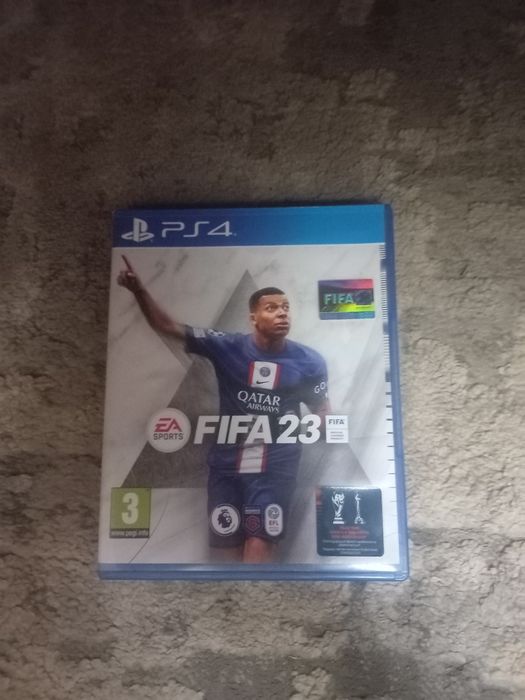 PS 4 SLIM 400GB + два диска GTA 5 та FIFA23