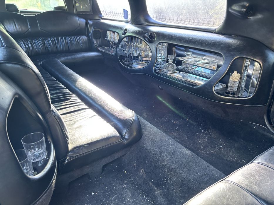 Lincoln Town Car Kristal 9 metrów