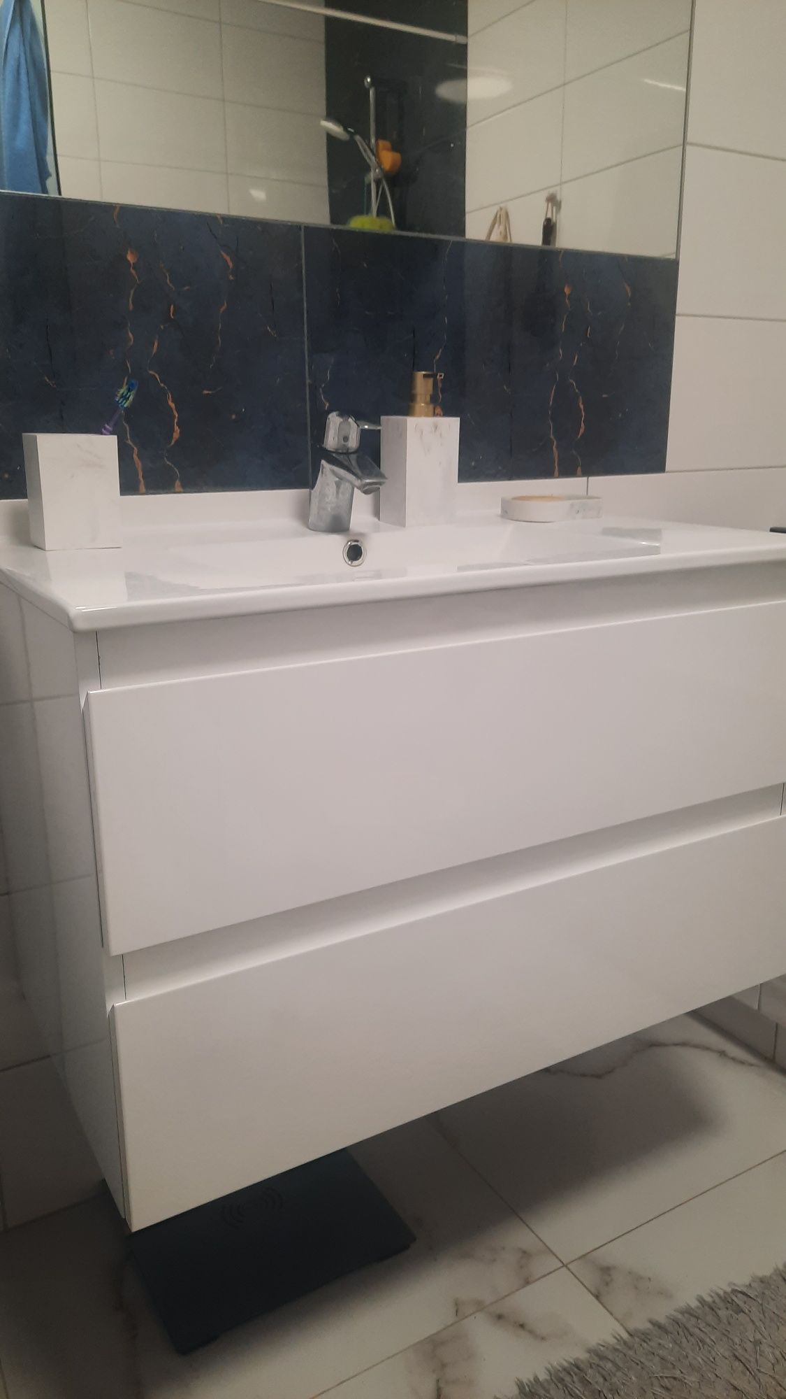 Szafka pod umywalkę DEFRA COMO 80 cm, MDF biała polysk lakier.