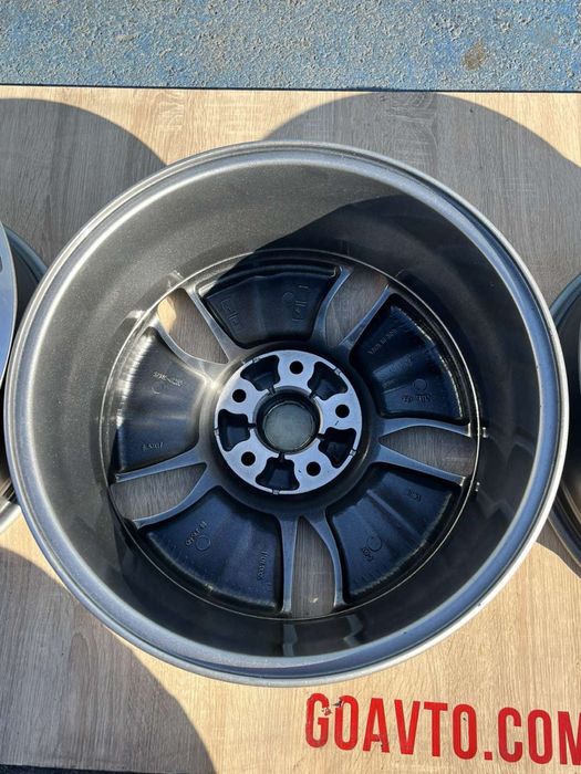 Goauto Hynday диски 5/114,3 r17 et46 7j dia67,1 як нові з проточкою