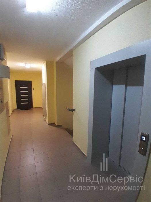 продаж квартири ЖК Кришталеві джерела Феофанія Голосіївський