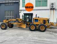 NOWA 2025 rok równiarka drogowa a CAT Caterpillar brand