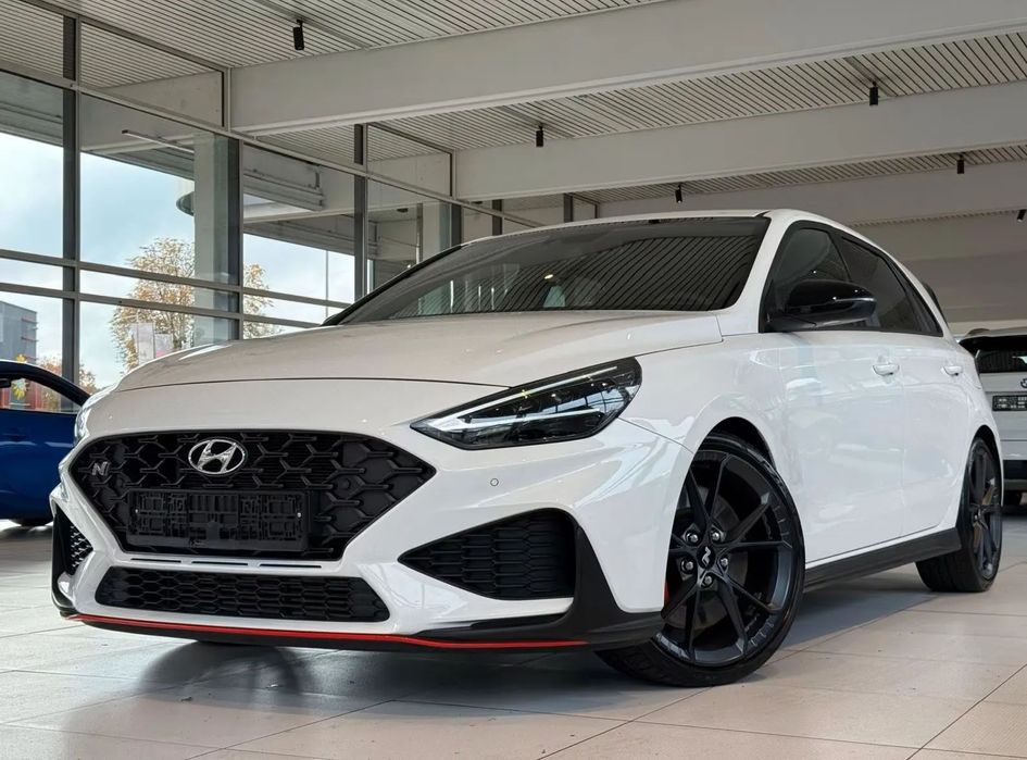 Hyundai i30 N Hyundai i30 N Performance biały manual