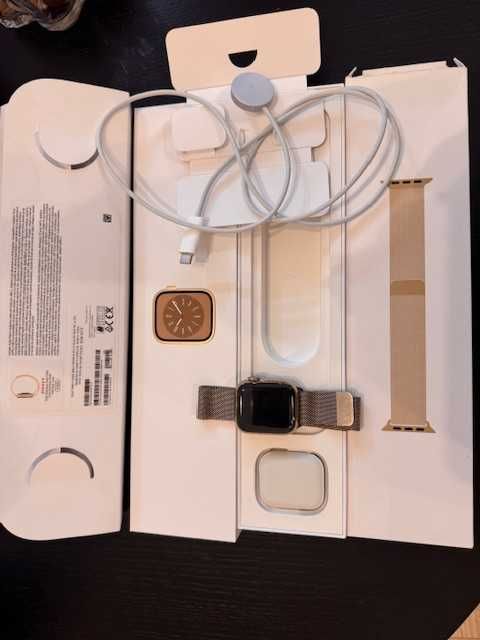 Apple Watch Series 8 GPS Cellular 41 mm Stainless Steel GOLD Milanese