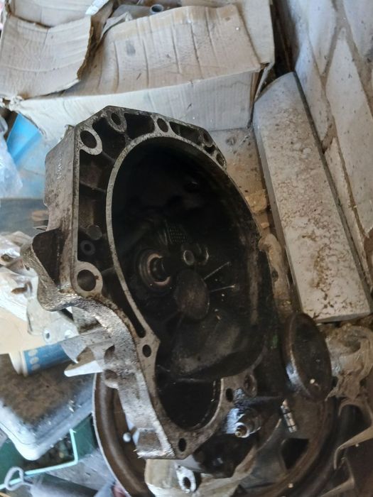 Продам движок с коробкой фольцваген джета 2