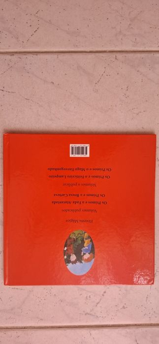 Livro os Primos e a Bruxa Cartuxa