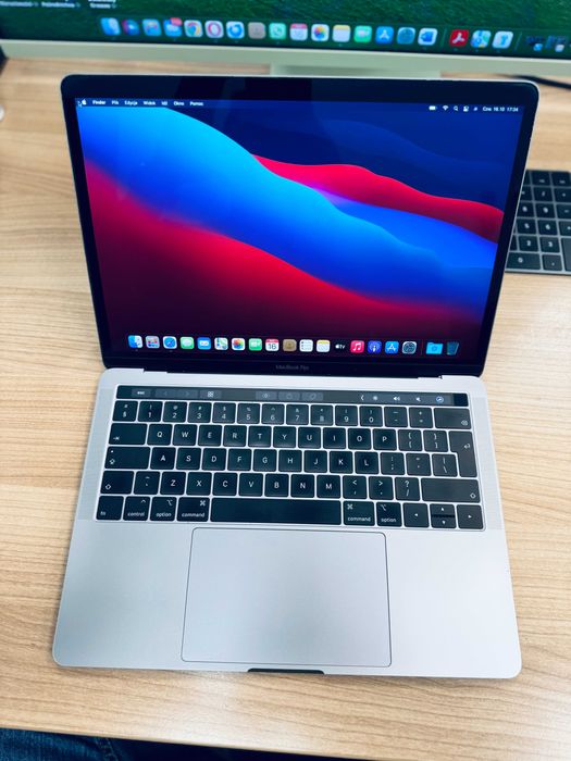 MacBooka Pro 13,3 z TouchBar