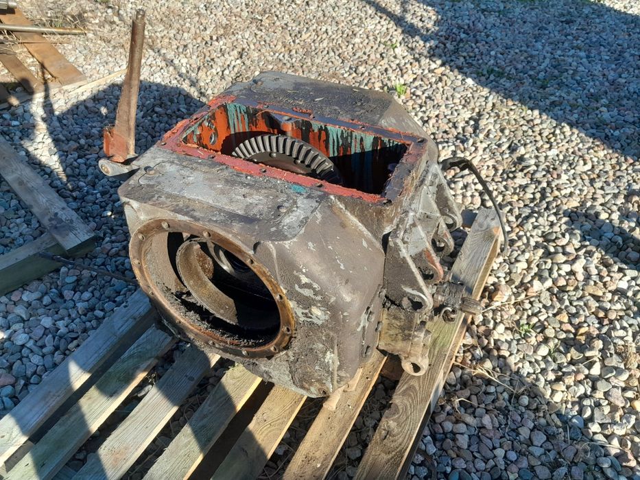 Tylny most z mechanizmem różnicowym URSUS C-360