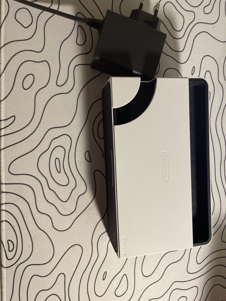 Nintendo Switch Oled (+ jogo gratis)
