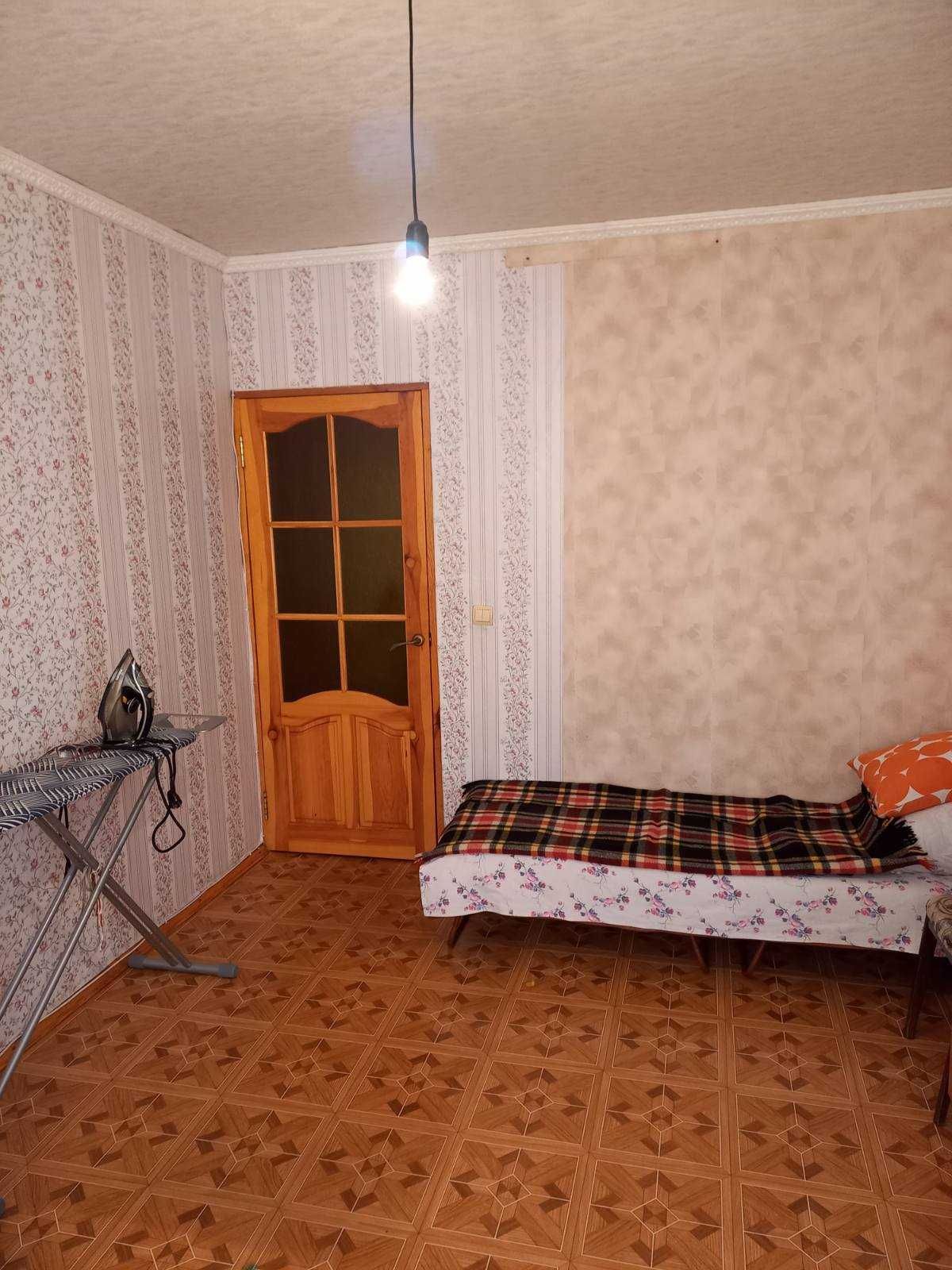 Продам 3-х комн квартиру метро Холодная гора.