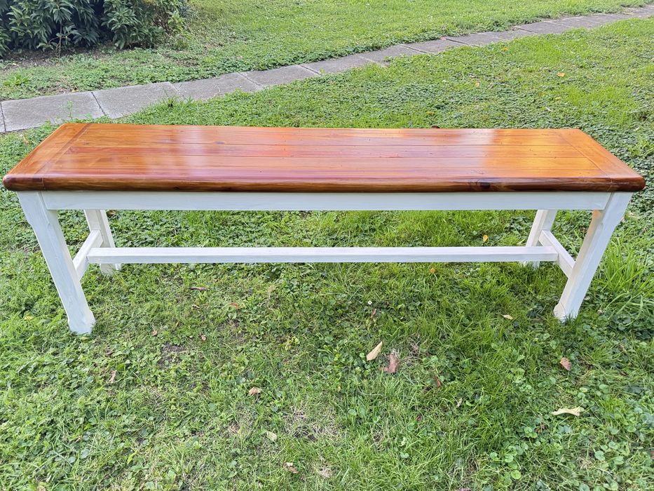 Ława drewniana – elegancka i stabilna/ Styl rustykalny