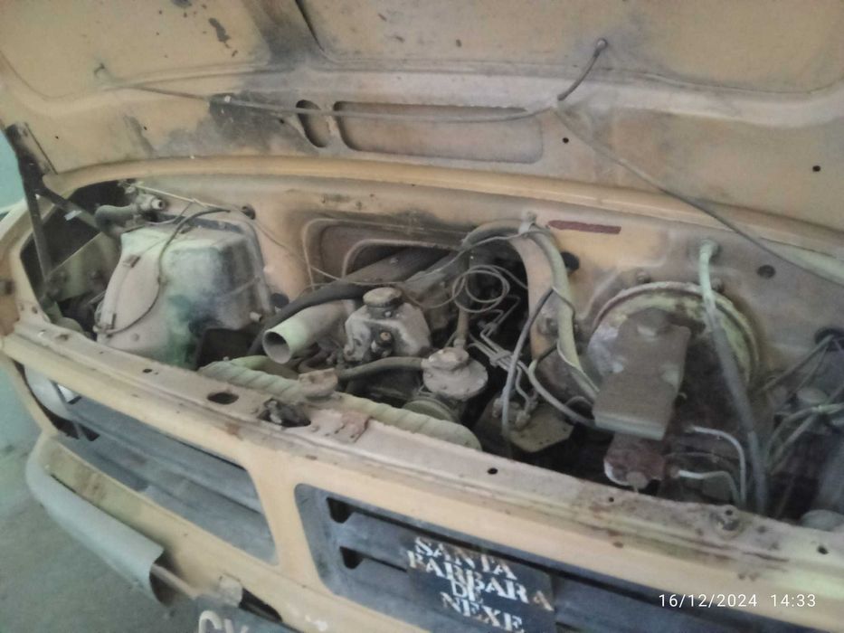 Bedford CF van 97G70 - ano 1979, para restauro, com documentos