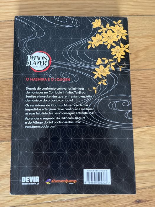 Livro demon slayer