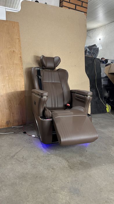 Сидіння в мікроавтобус реклайнер сидушки Sprinter Vito Crafter сидение