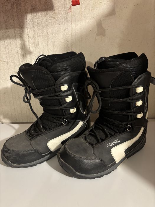 Buty snowboardowe/na deske Czarne Morrow 51/50 EU39,5/39