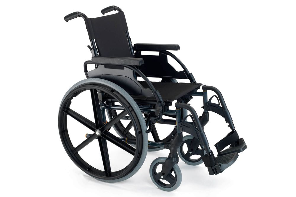 Cadeira de rodas breezy premium