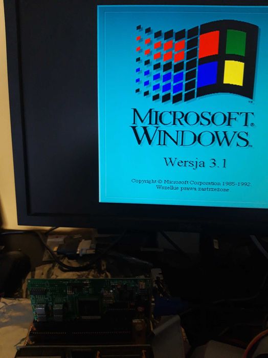 Płyta główna 386 z procesorem INTEL 386SX-40 PCChips M396F