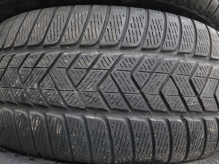 Шини 255/50 R20 Pirelli зима