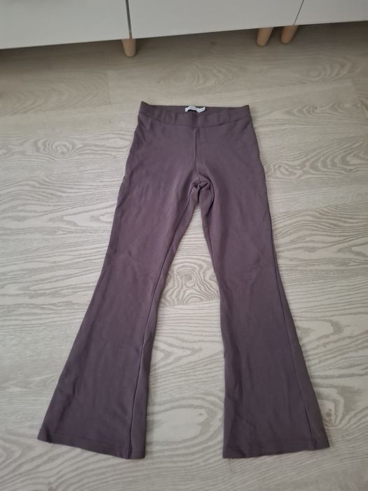Spodnie dzwony 140