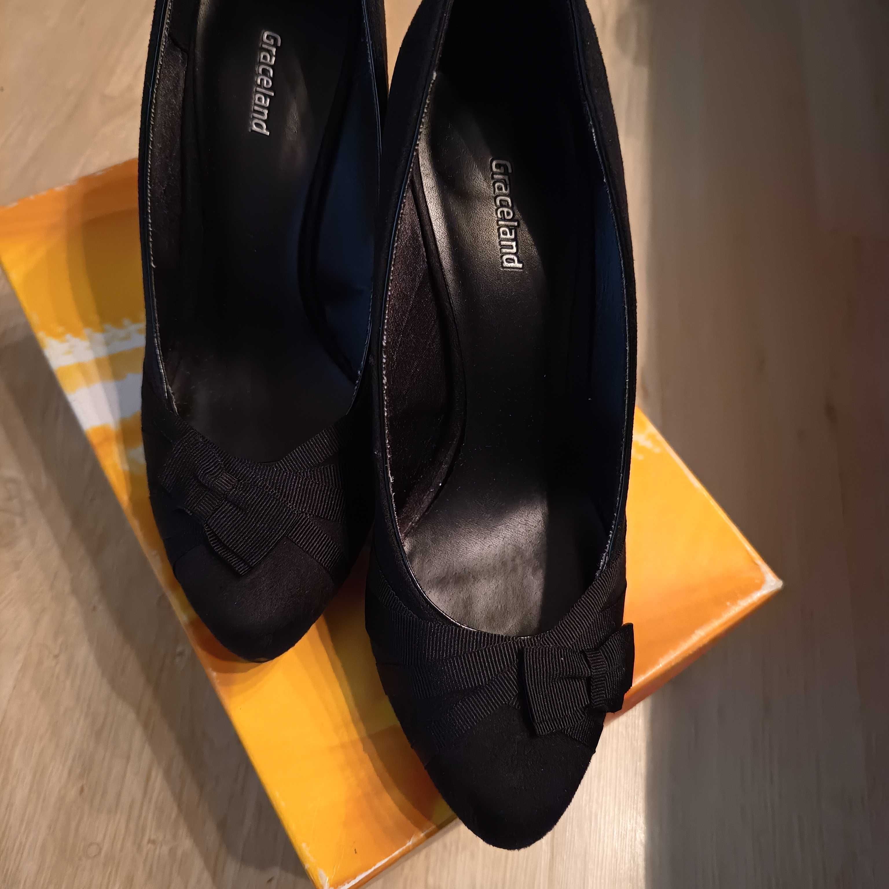 Czółenka,szpilki eleganckie ,idealne na wiele okazji- rozmiar 40.