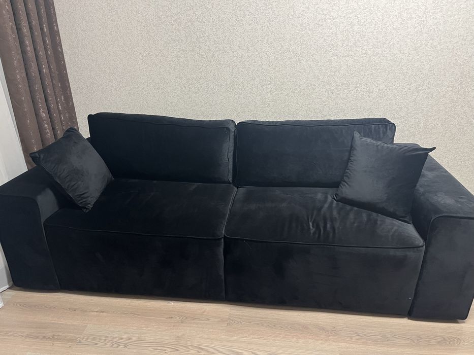 Продам диван в отличном состоянии.