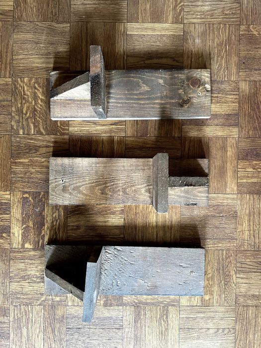 Drewniane półki wiszące rustykalne