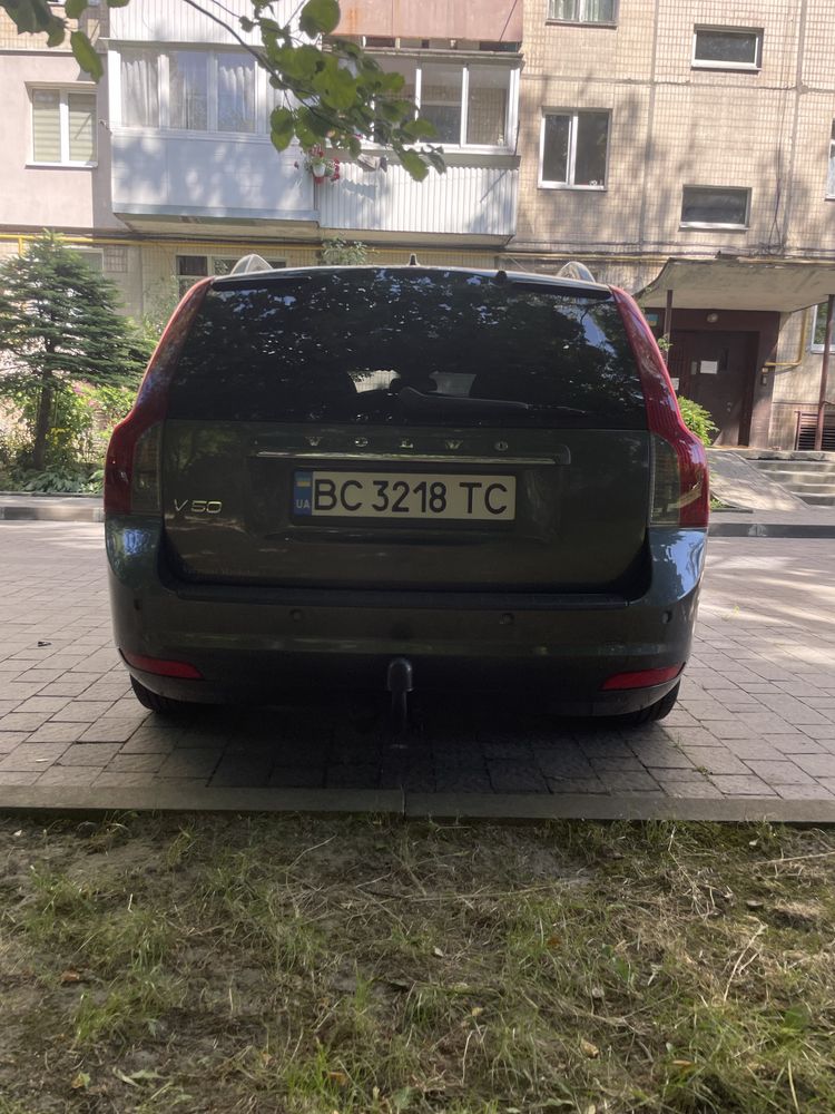 Продам Volvo v50 1.6D