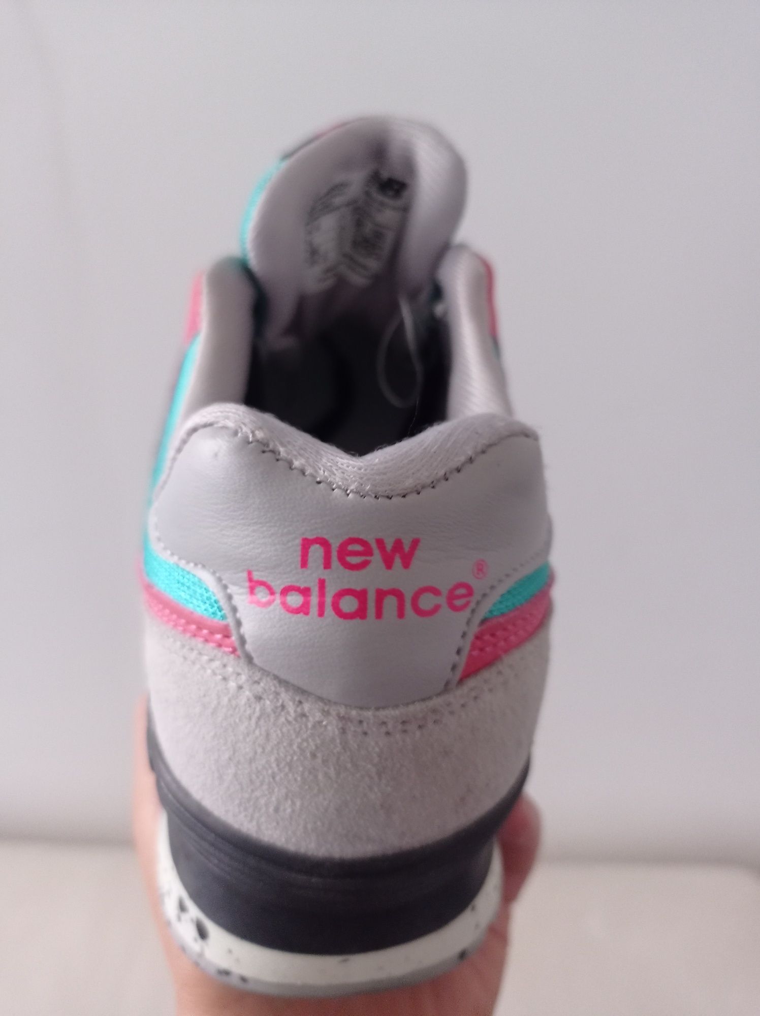 Wyprzedaż New Balance 38 buty sportowe damskie czarne siwe róż