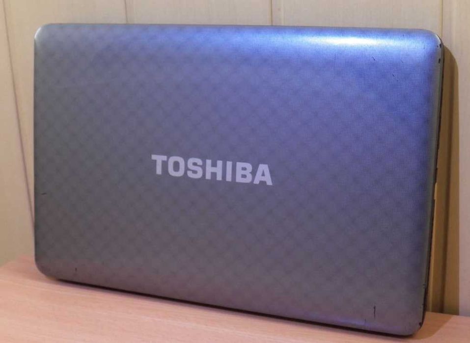 Робочий ноутбук Toshiba Satellite  Intel-i5