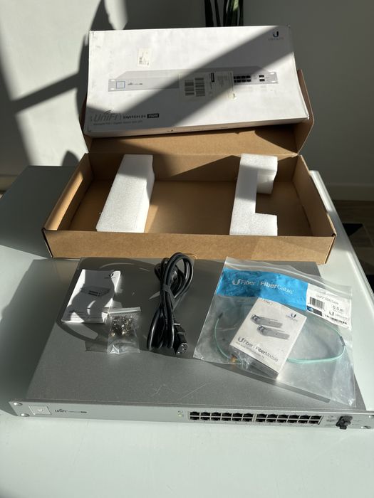 Unifi Switch US-24-250W