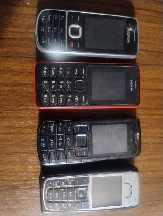 Telefony Nokia 3110c 6230i 2700c RM944 kolekcja