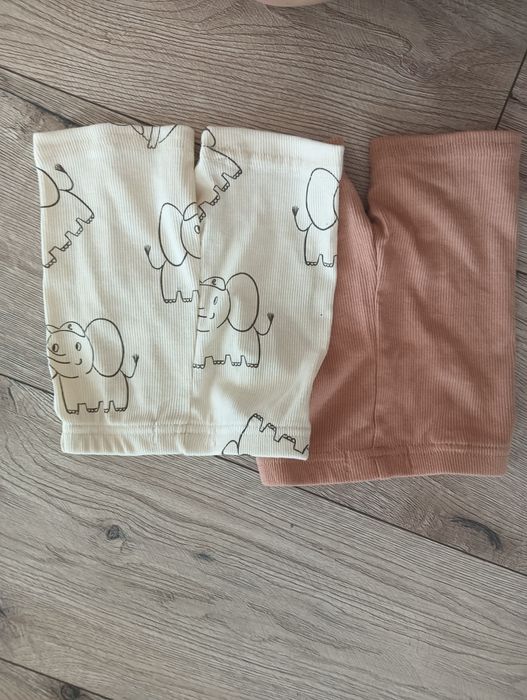 Krótkie legginsy dla niemowlaka  spodnie 68