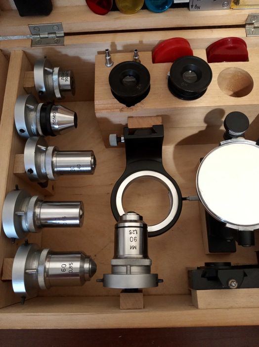 Поляризаційний мікроскоп МИН-8