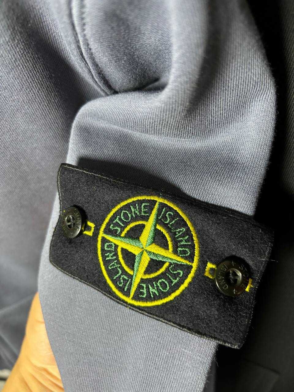 Zip Hoodie with patch