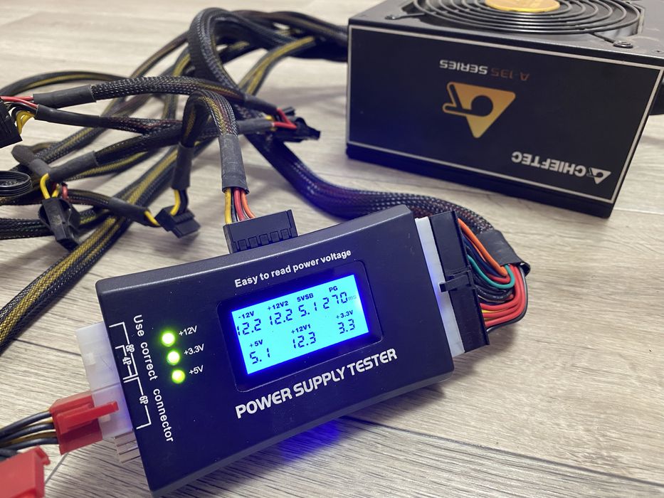 Блок живлення Chieftec APS-1000 w 80 bronze plus.