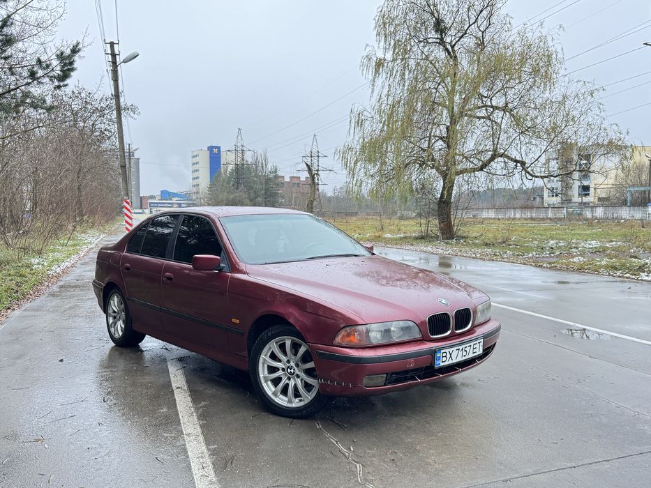 Продам BMW E39 2.0 Бензин. В хорошому стані.