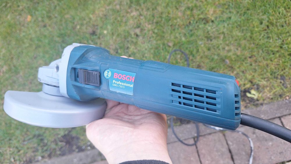 Szlifierka kątowa Bosch GWS 750S 125mm 750W regulacja obrotów