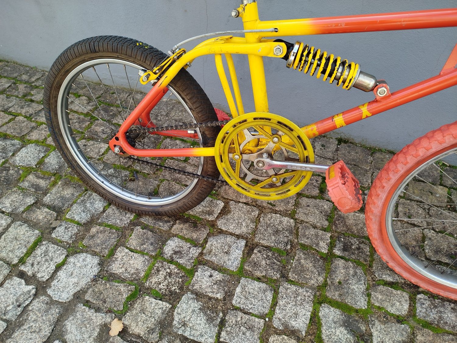 Bmx anos 80 com amortecedor