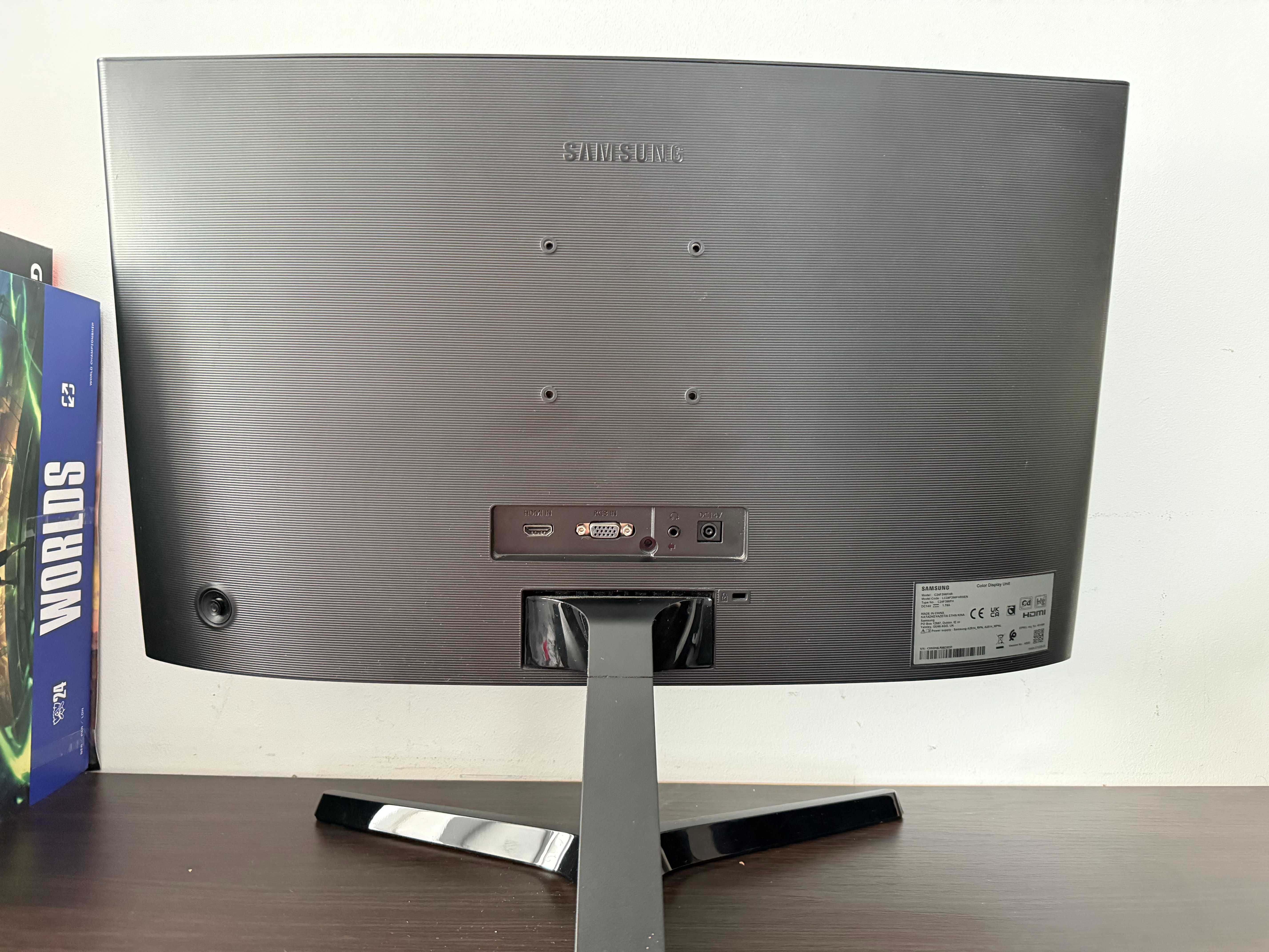 Monitor Samsung C24f396FHR